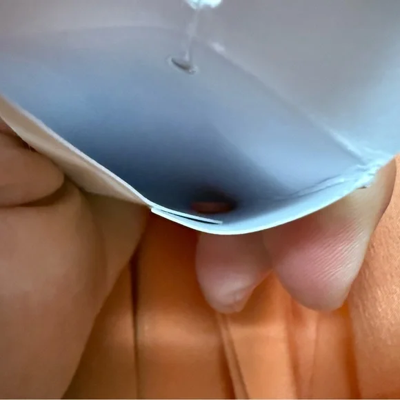 Club Monaco 100% Silk Sleeveless Blouse Women’s XS Salmon NWT - Picture 5 of 8